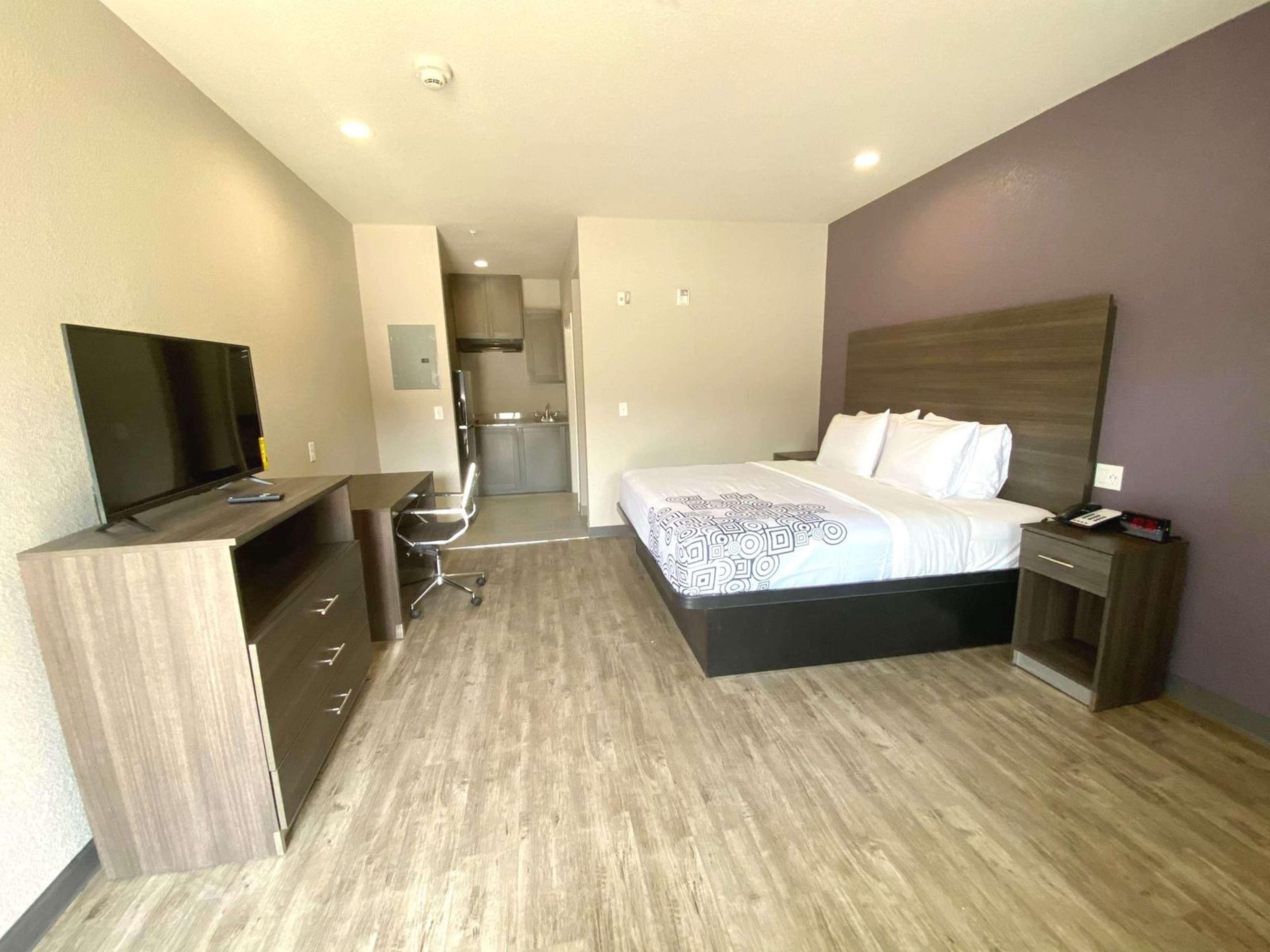 Surestay Plus Hotel By Best Western Ada Eksteriør billede