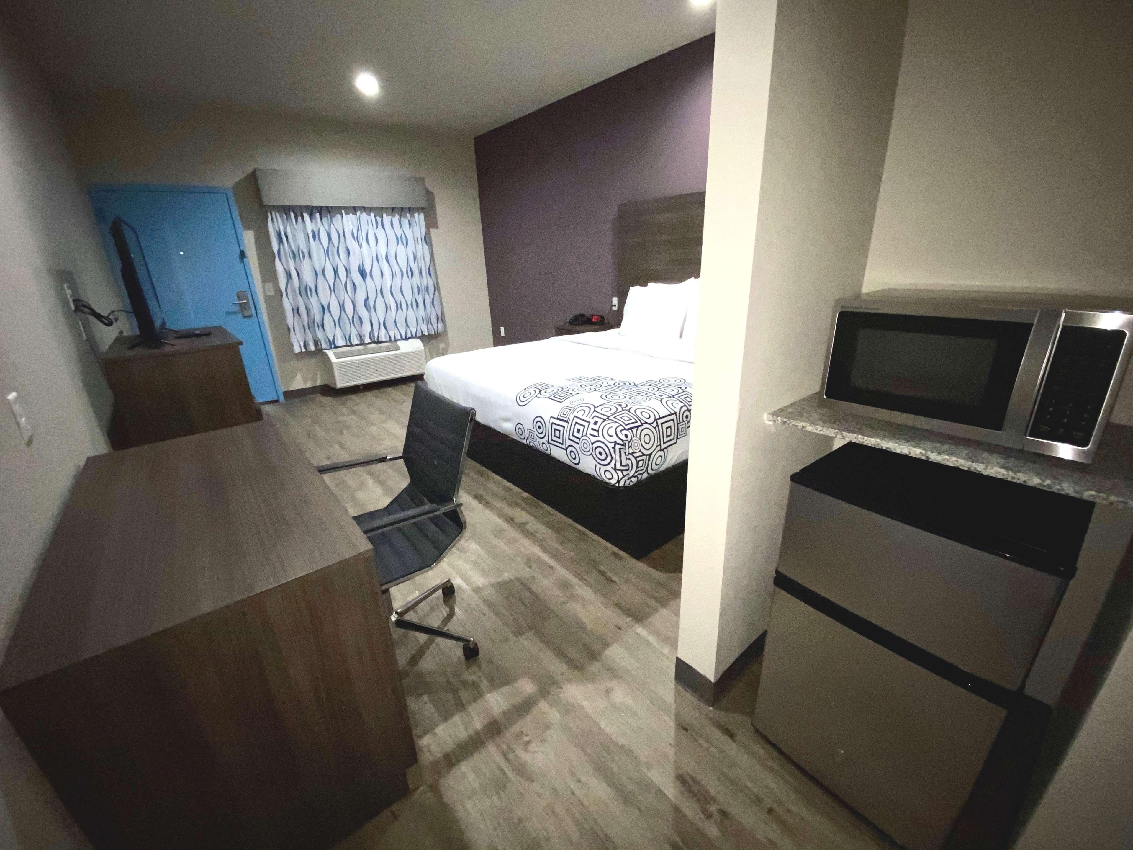 Surestay Plus Hotel By Best Western Ada Eksteriør billede